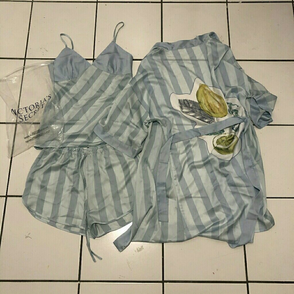 Victoria's secret sleeping trio